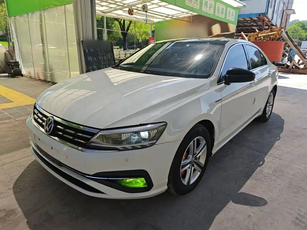 Volkswagen Lamando