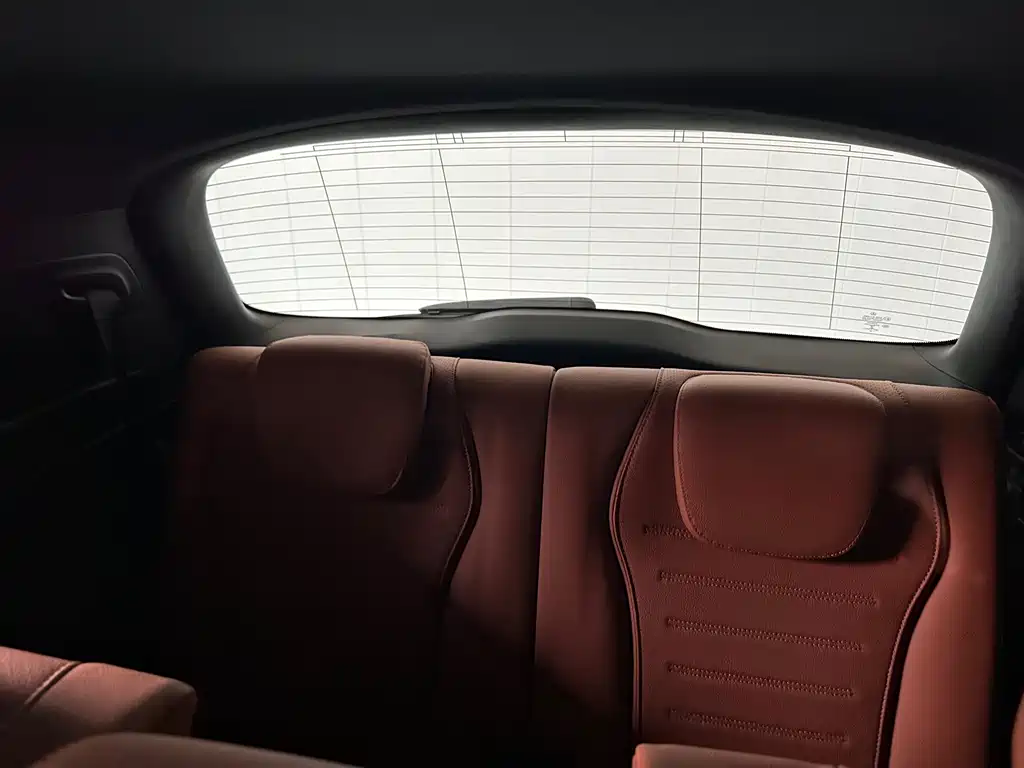 Mercedes-Benz GLC 2024 GLC 260 L 4MATIC 7 мест