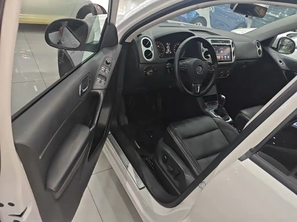 Volkswagen Tiguan — миниатюра 16