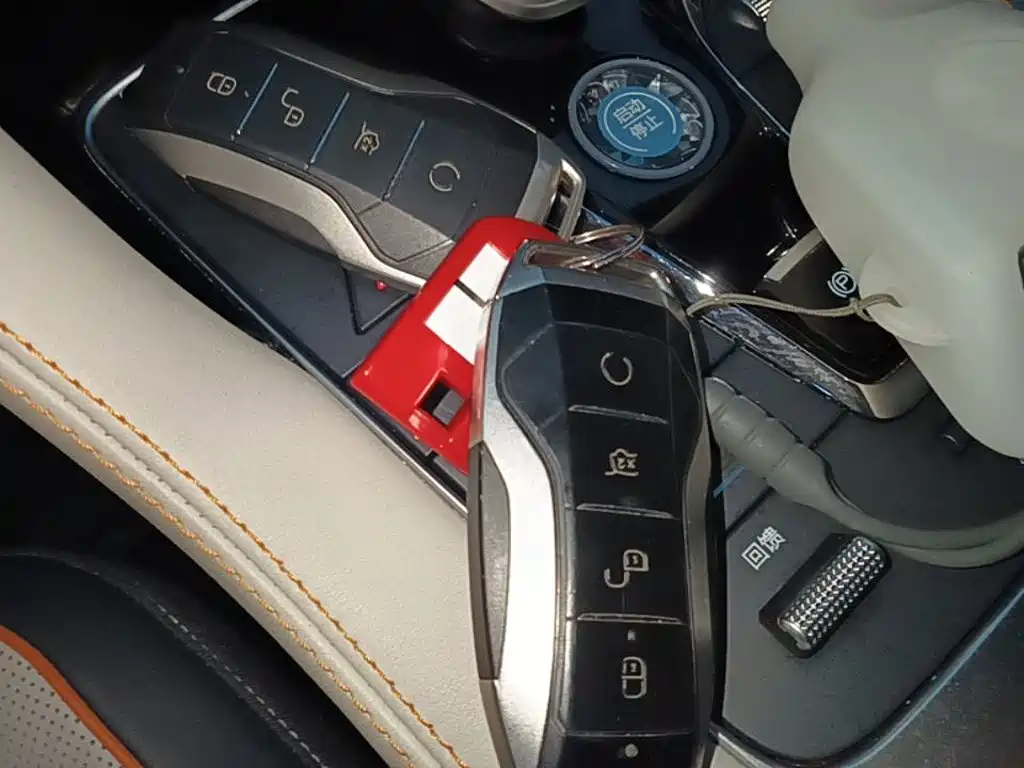 BYD PLUS New Energy — миниатюра 9