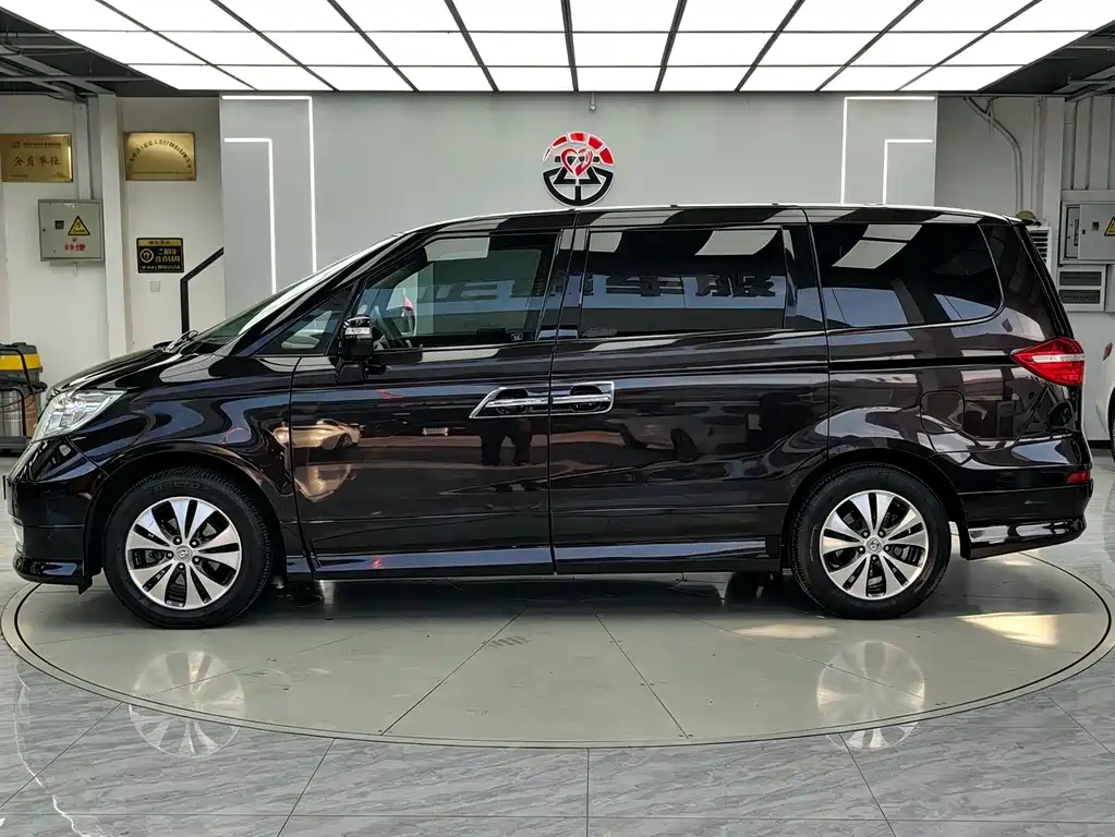 Honda Elysion — миниатюра 4