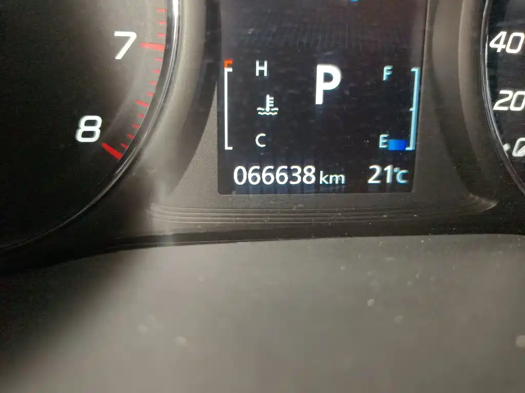 Mitsubishi Outlander — миниатюра 5