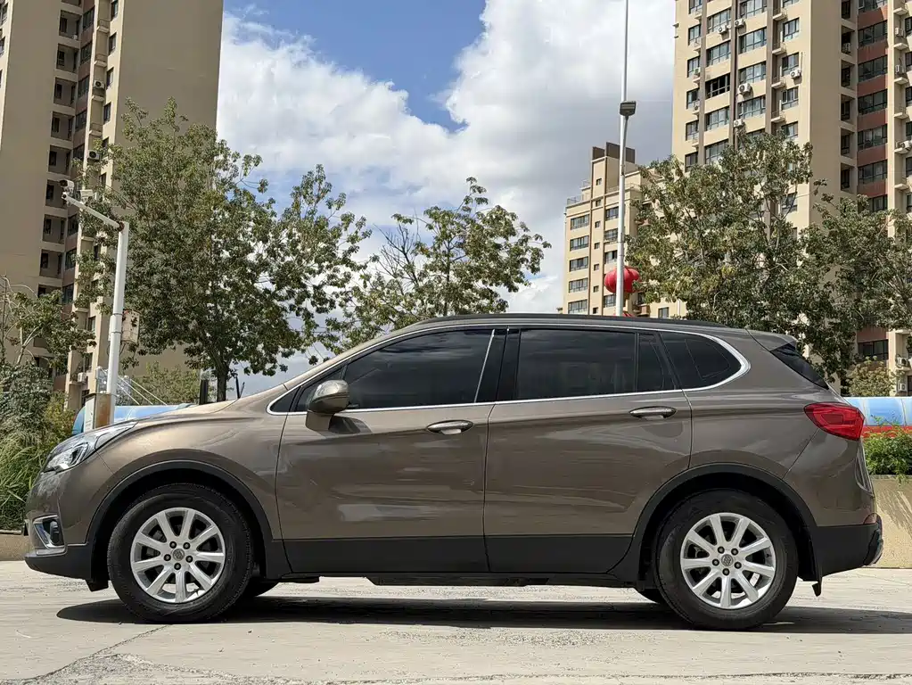 Buick Envision Plus — миниатюра 10
