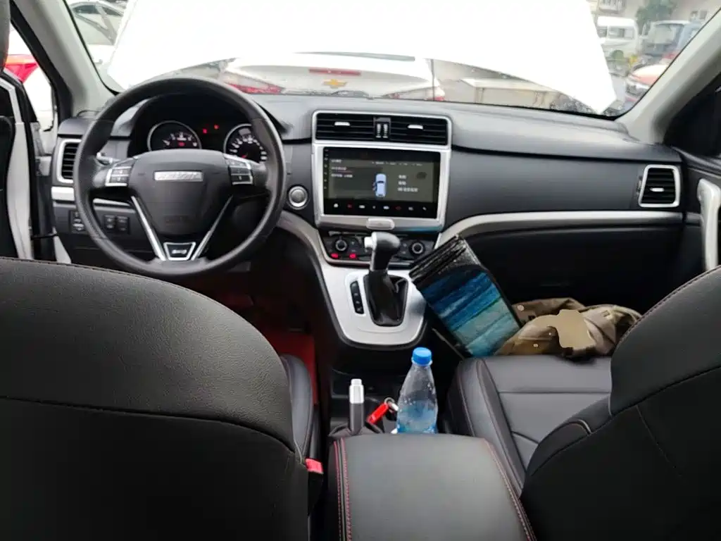 Haval M6 — миниатюра 10