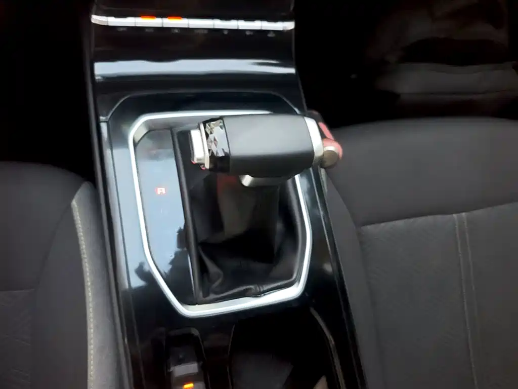 Wuling Victory — миниатюра 14