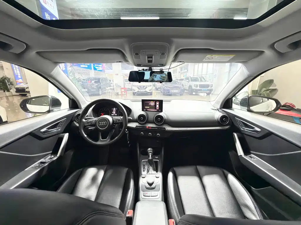 Audi Q2L — миниатюра 6