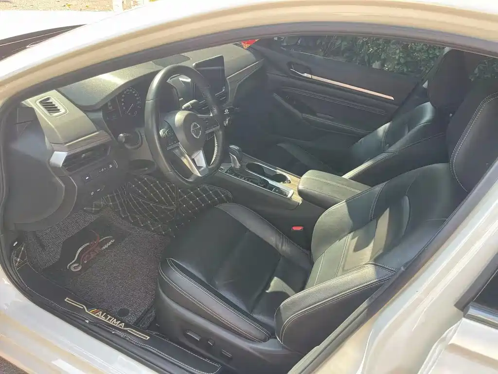 Nissan Teana — миниатюра 9
