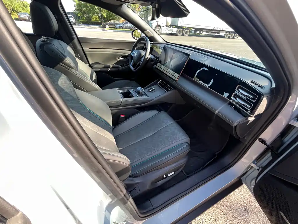 BYD Qin L — миниатюра 11