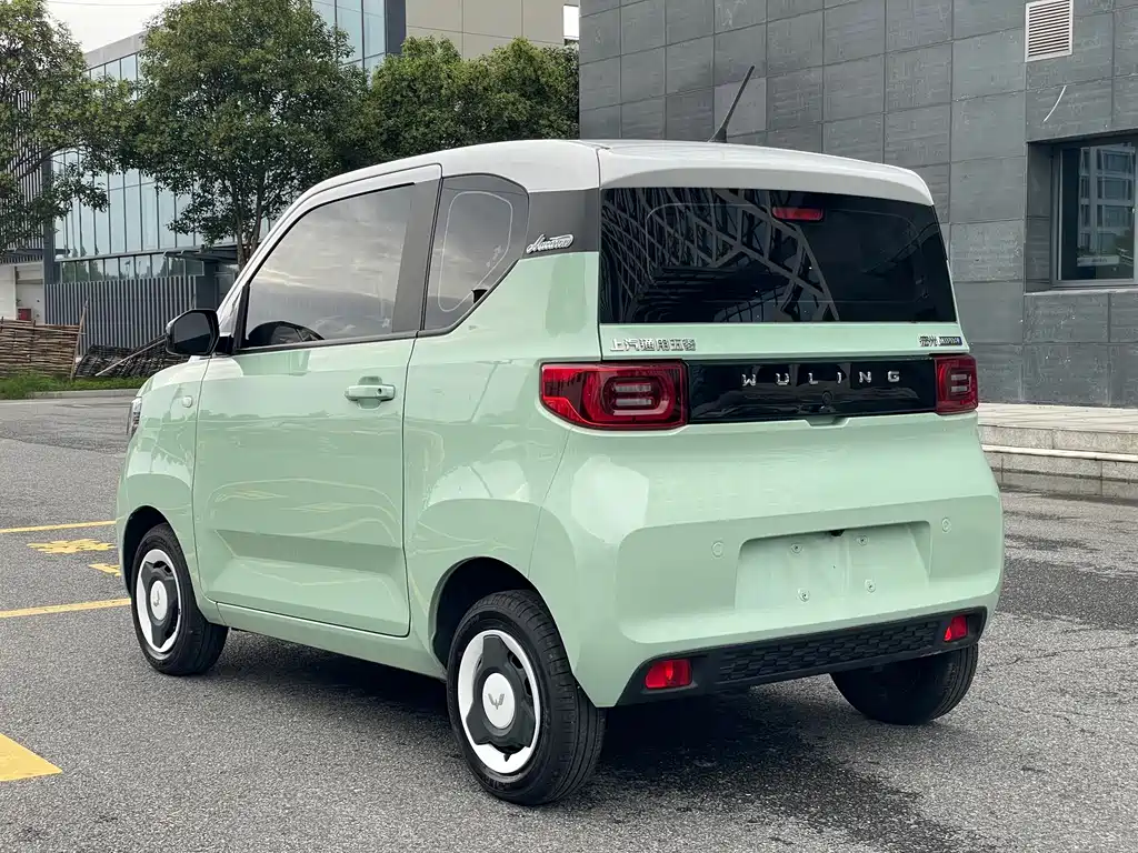 Wuling MINIEV — миниатюра 12