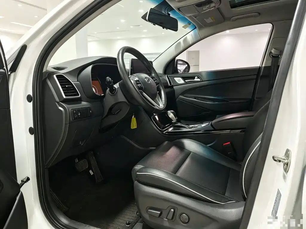 Hyundai Tucson — миниатюра 5