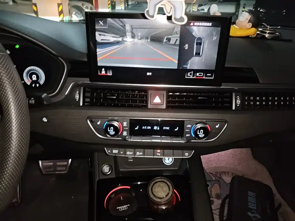 Audi A4L — миниатюра 13