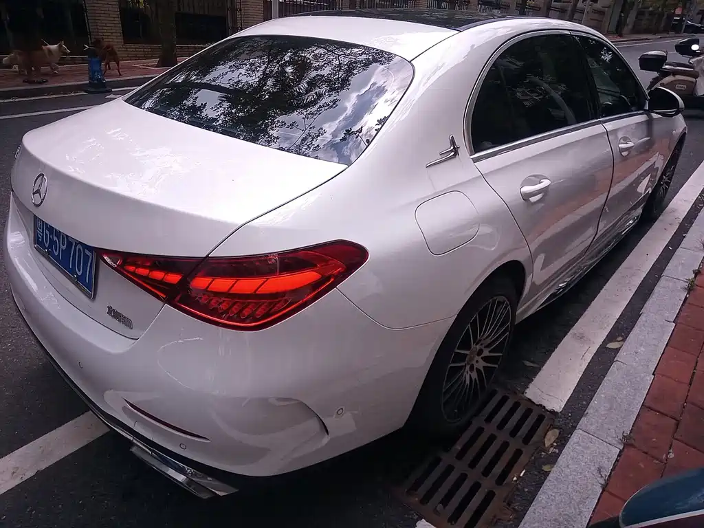 Mercedes-Benz C-Class — миниатюра 18