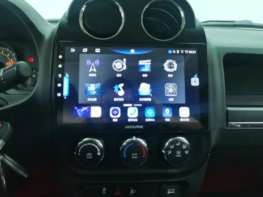 Jeep Patriot — миниатюра 13