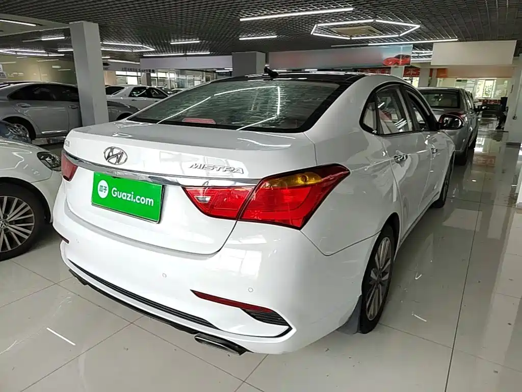 Hyundai Mistra — миниатюра 7