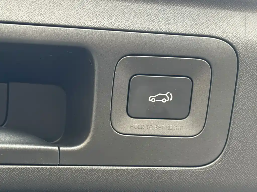 GAC Motor Trumpchi E8 PHEV — миниатюра 21