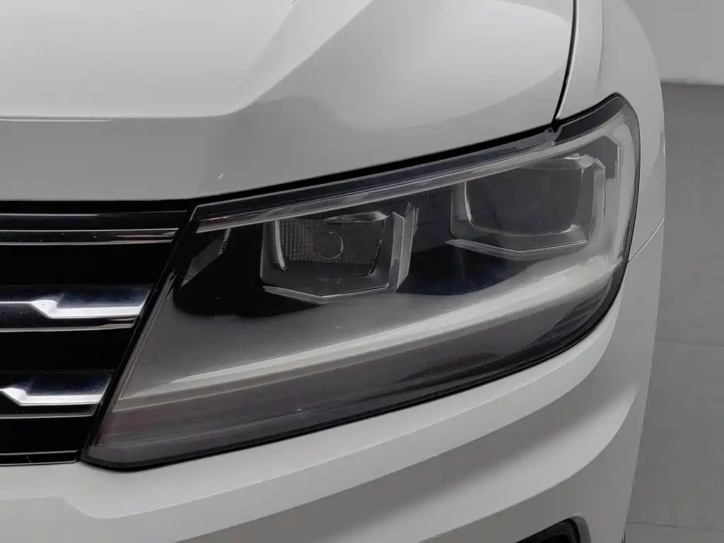 Volkswagen Tiguan L — миниатюра 7
