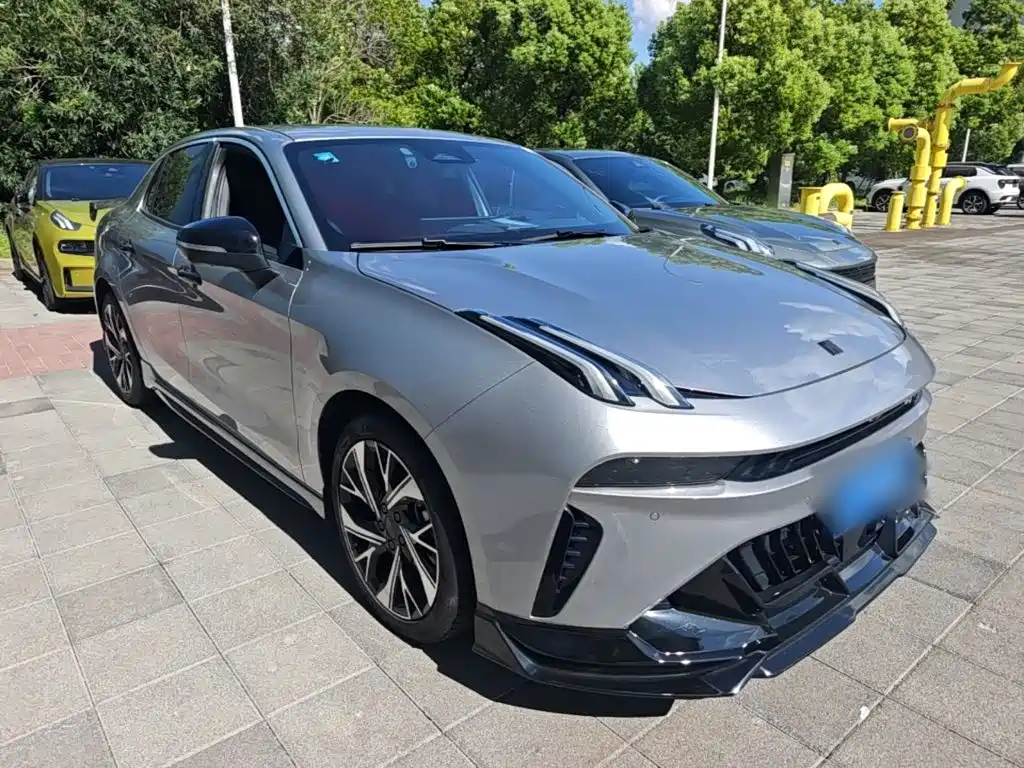 Lynk & Co 03 — миниатюра 4