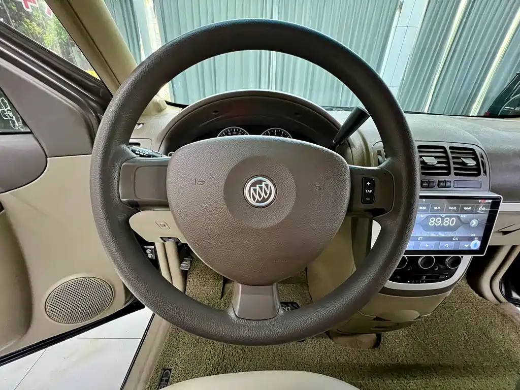 Buick GL8 — миниатюра 11