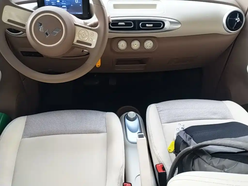 Wuling MINIEV — миниатюра 14