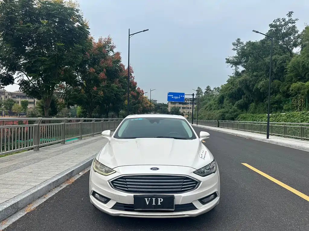 Ford Mondeo — миниатюра 2