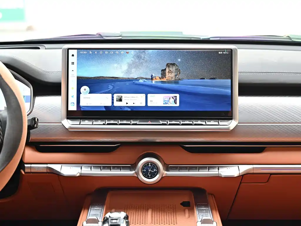 TANK TANK 700 NEW ENERGY