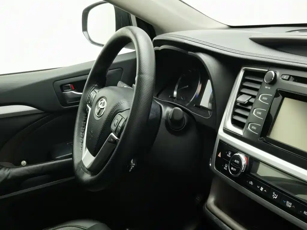 Toyota Highlander — миниатюра 22