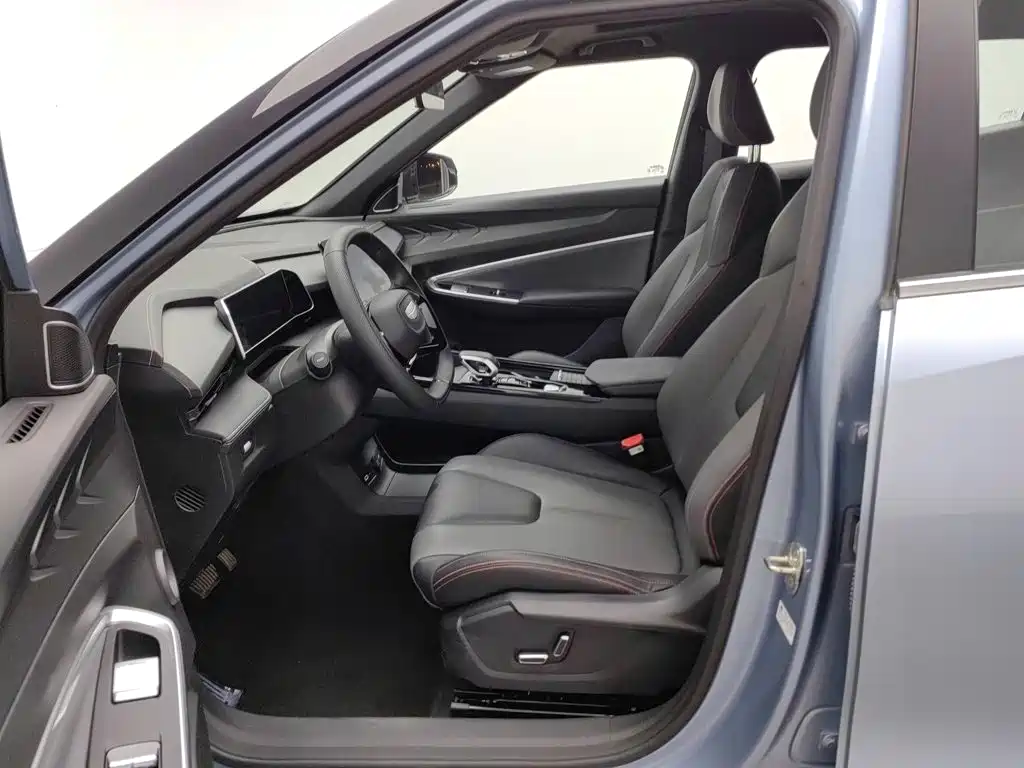 Geely Boyue — миниатюра 10