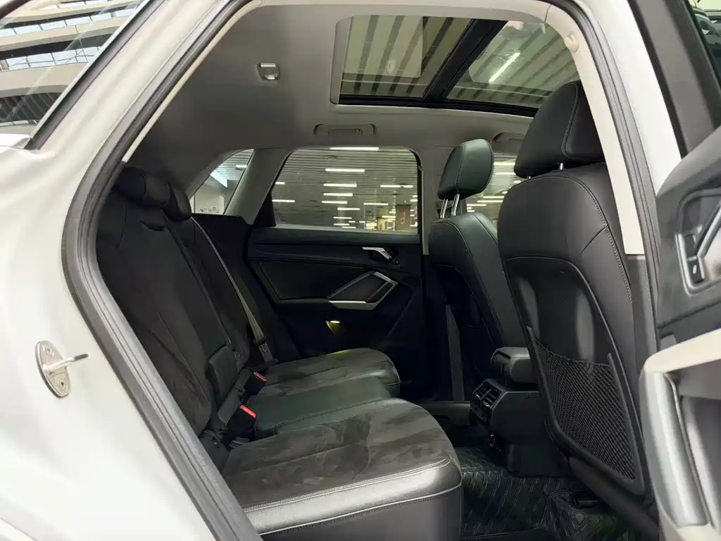 Audi Q3 — миниатюра 20