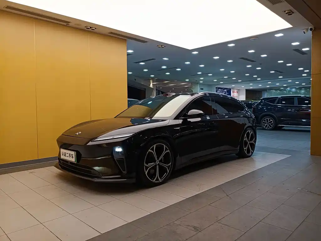 NIO ET5T