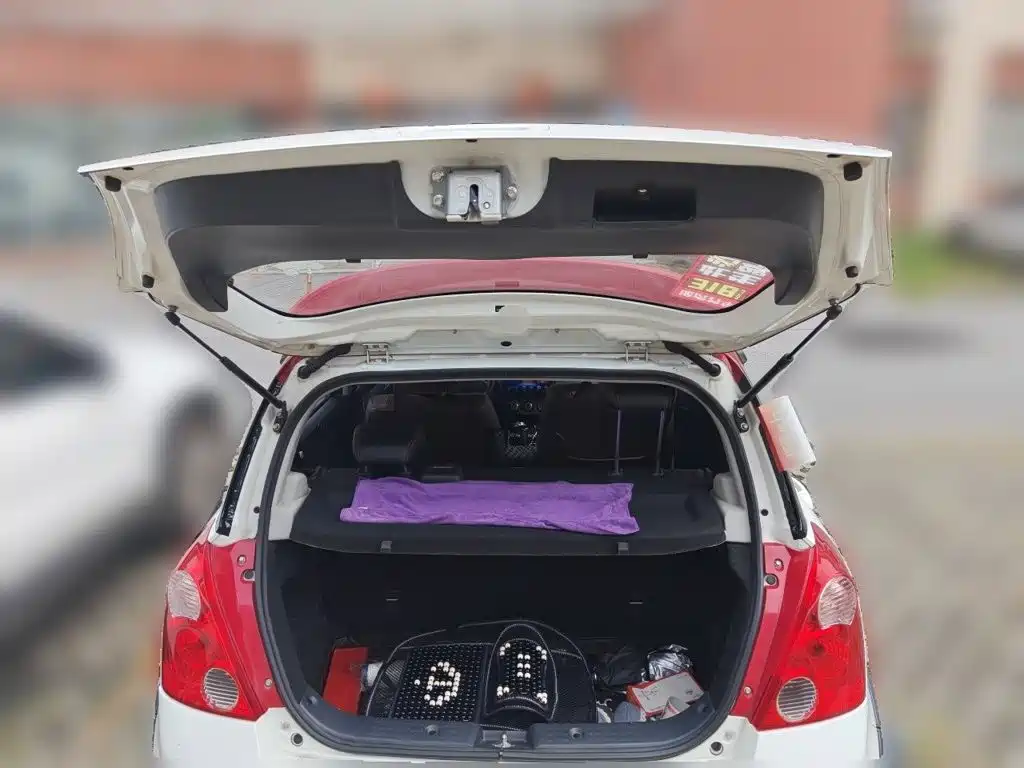 Suzuki Swift — миниатюра 20