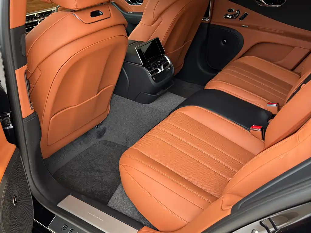 Bentley Flying Spur 2026 4.0T V8 Standard