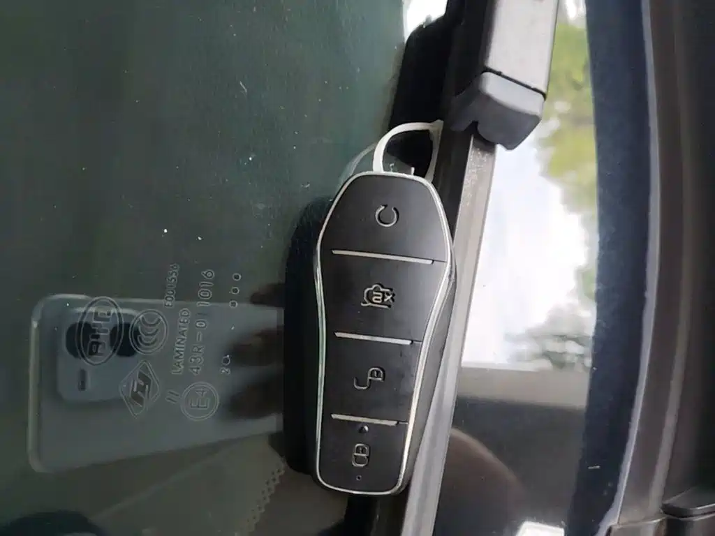 BYD Yuan Pro — миниатюра 9