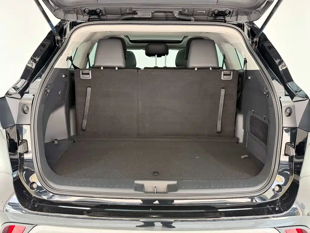 Toyota Highlander — миниатюра 28