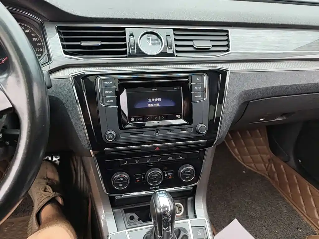 Volkswagen Passat — миниатюра 6