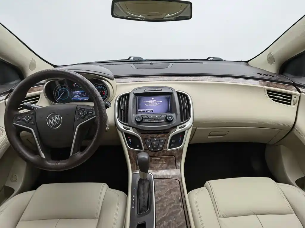 Buick LaCrosse — миниатюра 5