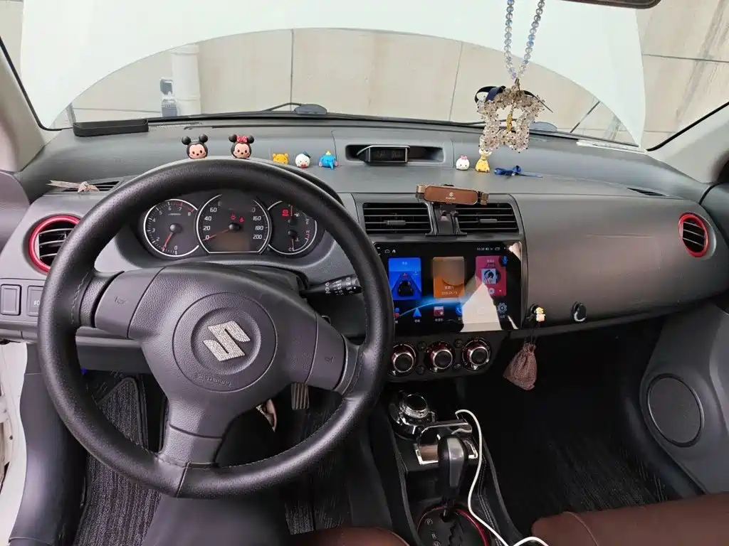 Suzuki Swift — миниатюра 10