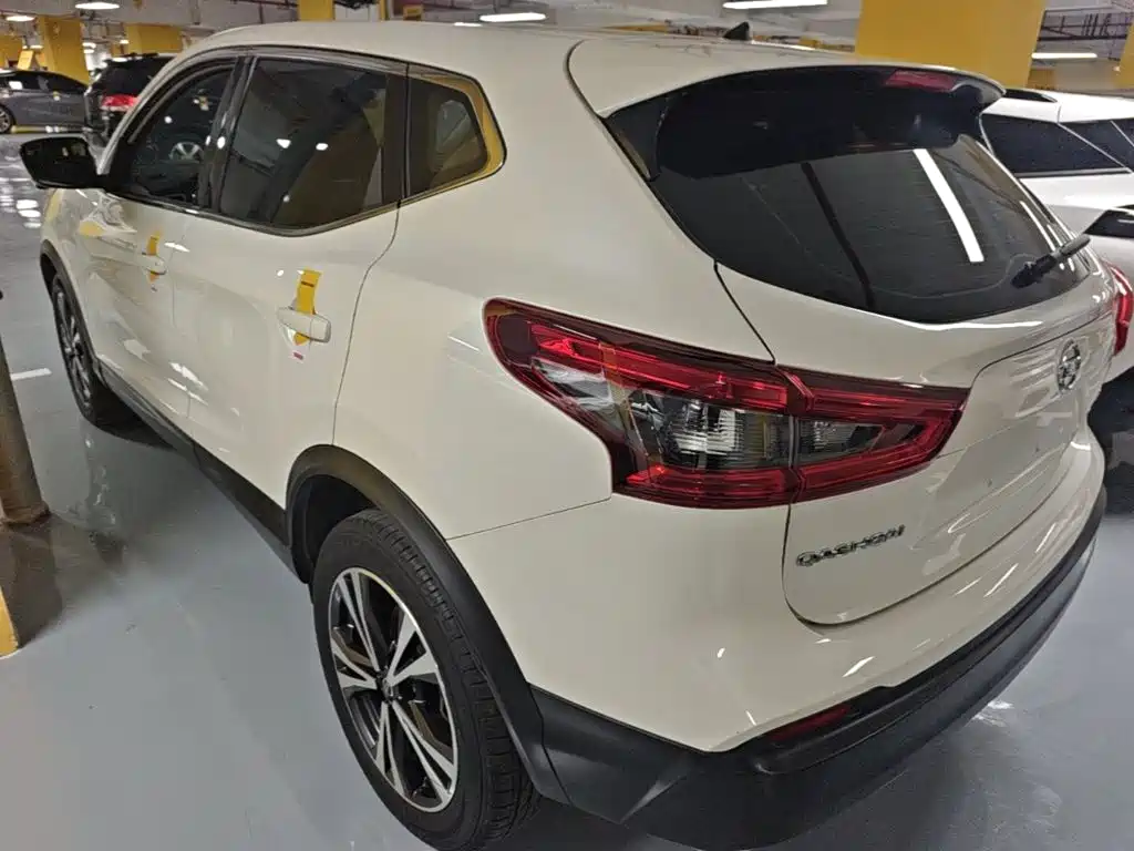 Nissan Qashqai — миниатюра 5