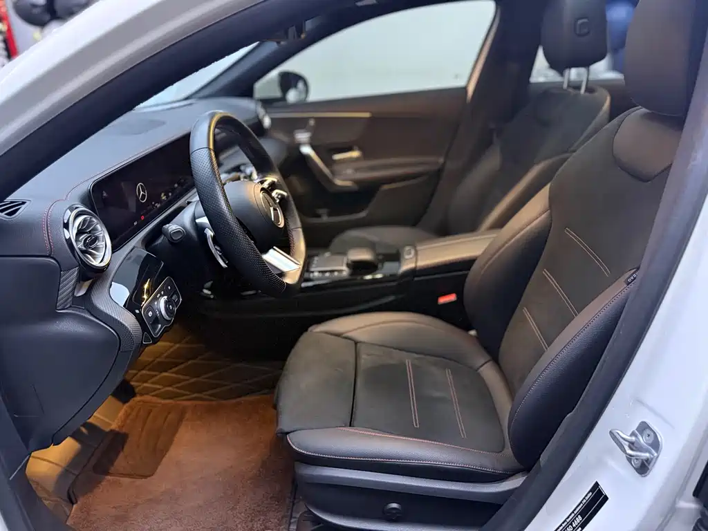 Mercedes-Benz A-Class — миниатюра 4