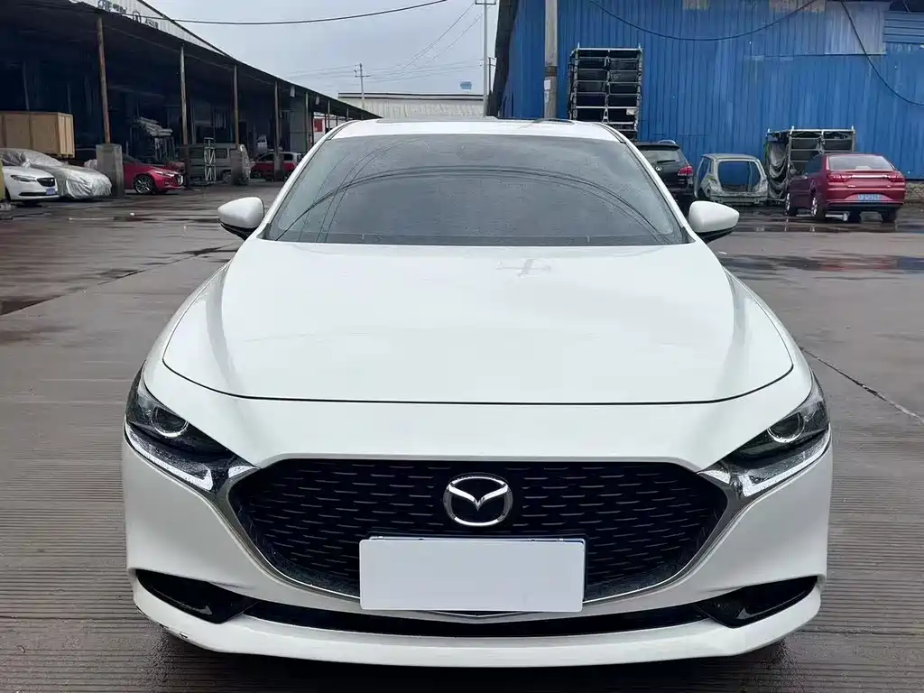 Mazda 3 Axela — миниатюра 2