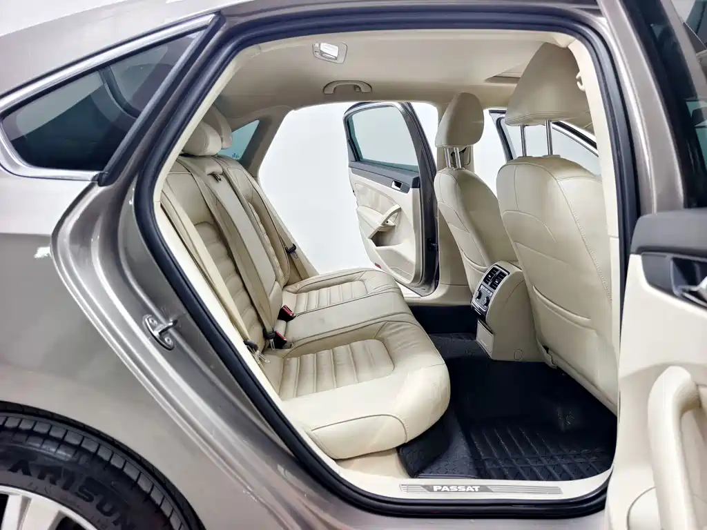 Volkswagen Passat — миниатюра 16