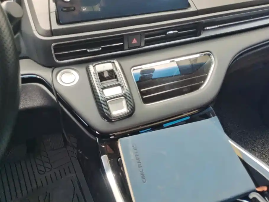Honda Elysion — миниатюра 16