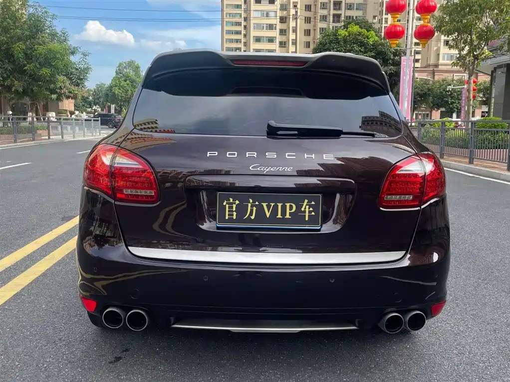 Porsche Cayenne 2014 Cayenne Platinum Edition 3.0T
