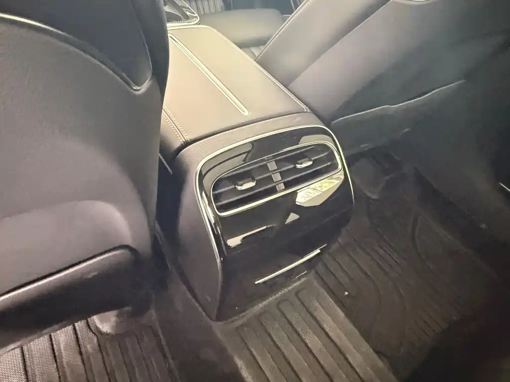 Hongqi H9 2024 2.0T Luxury