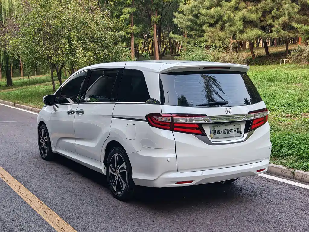 Honda Odyssey — миниатюра 17