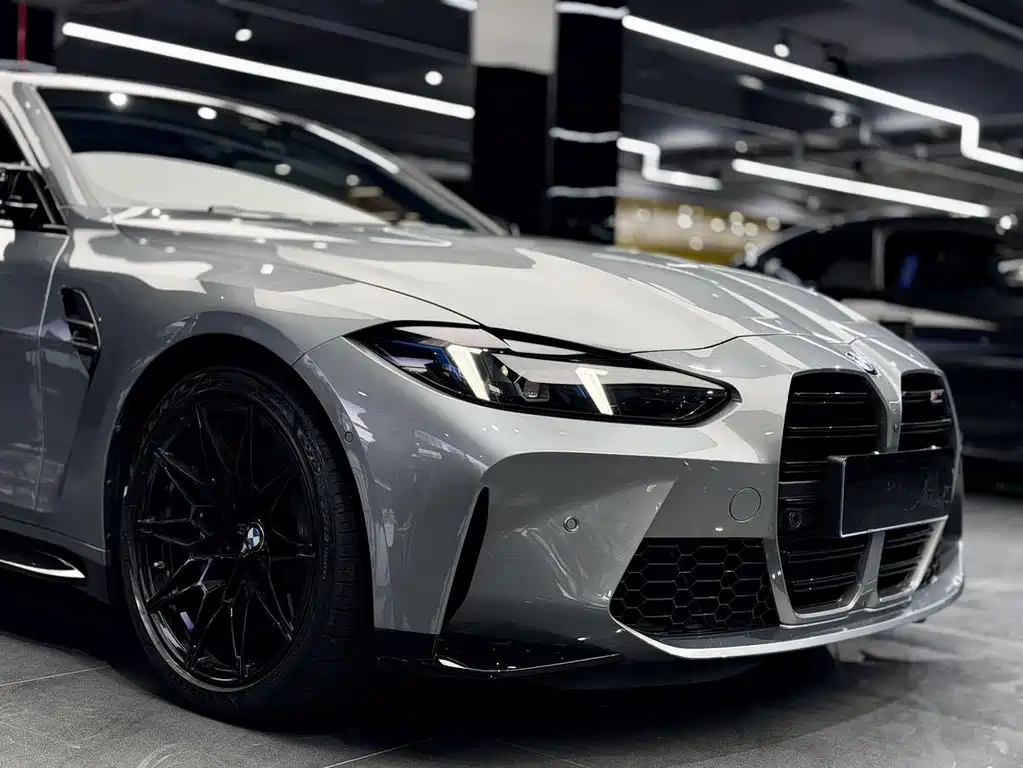 BMW M4 2024 M4