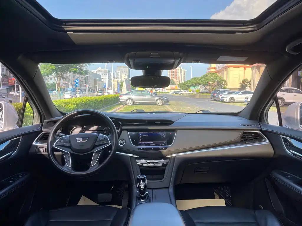 Cadillac XT5 — миниатюра 14