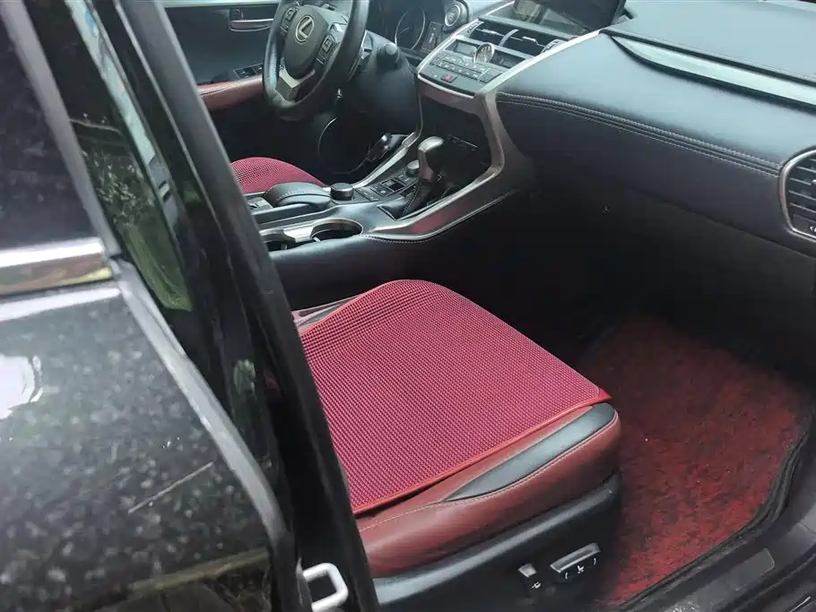Lexus NX 2015 200t