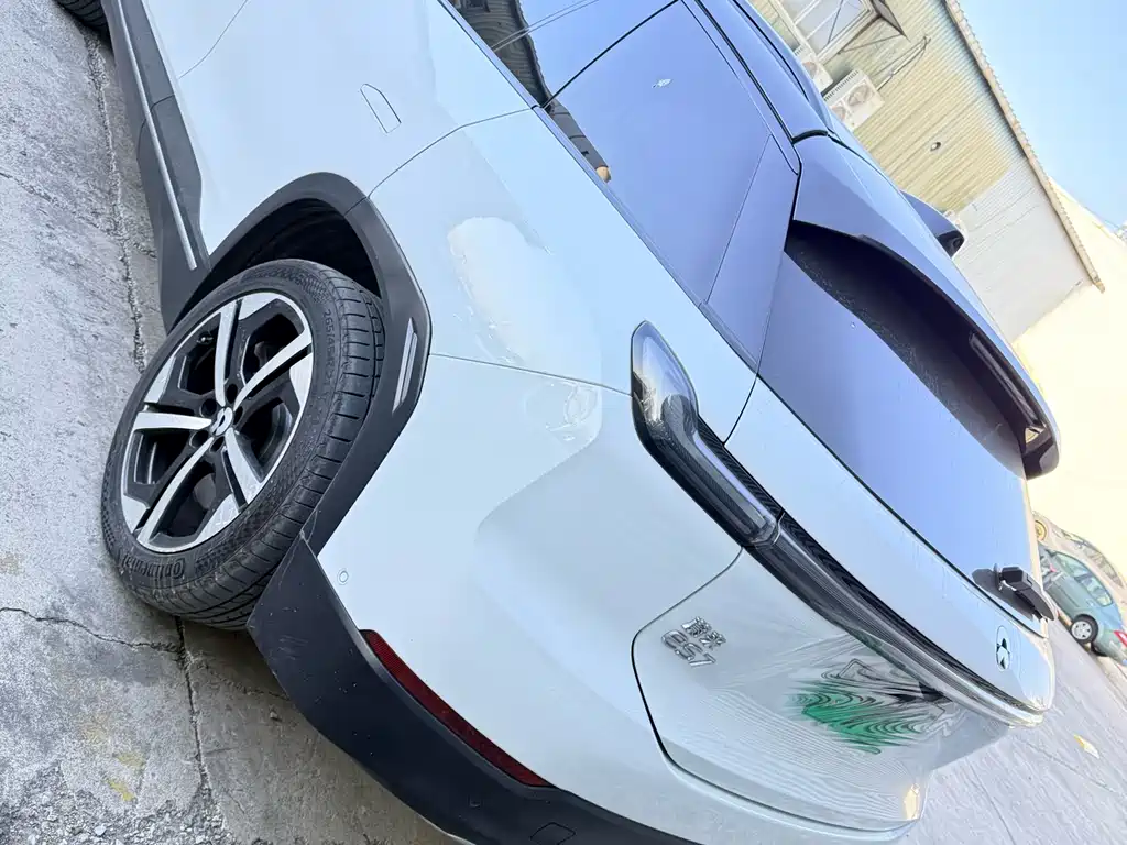 NIO NIO ES7