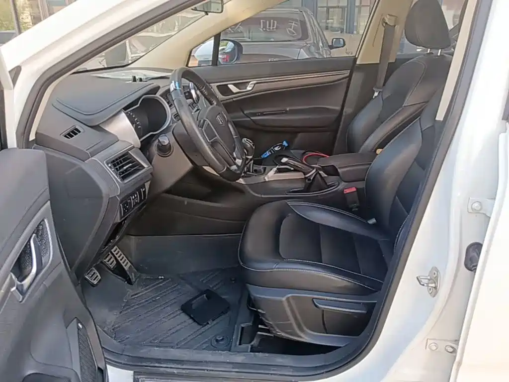 Geely Emgrand GS — миниатюра 15
