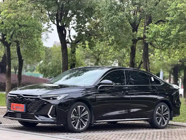 2025 Chery Arrizo 8